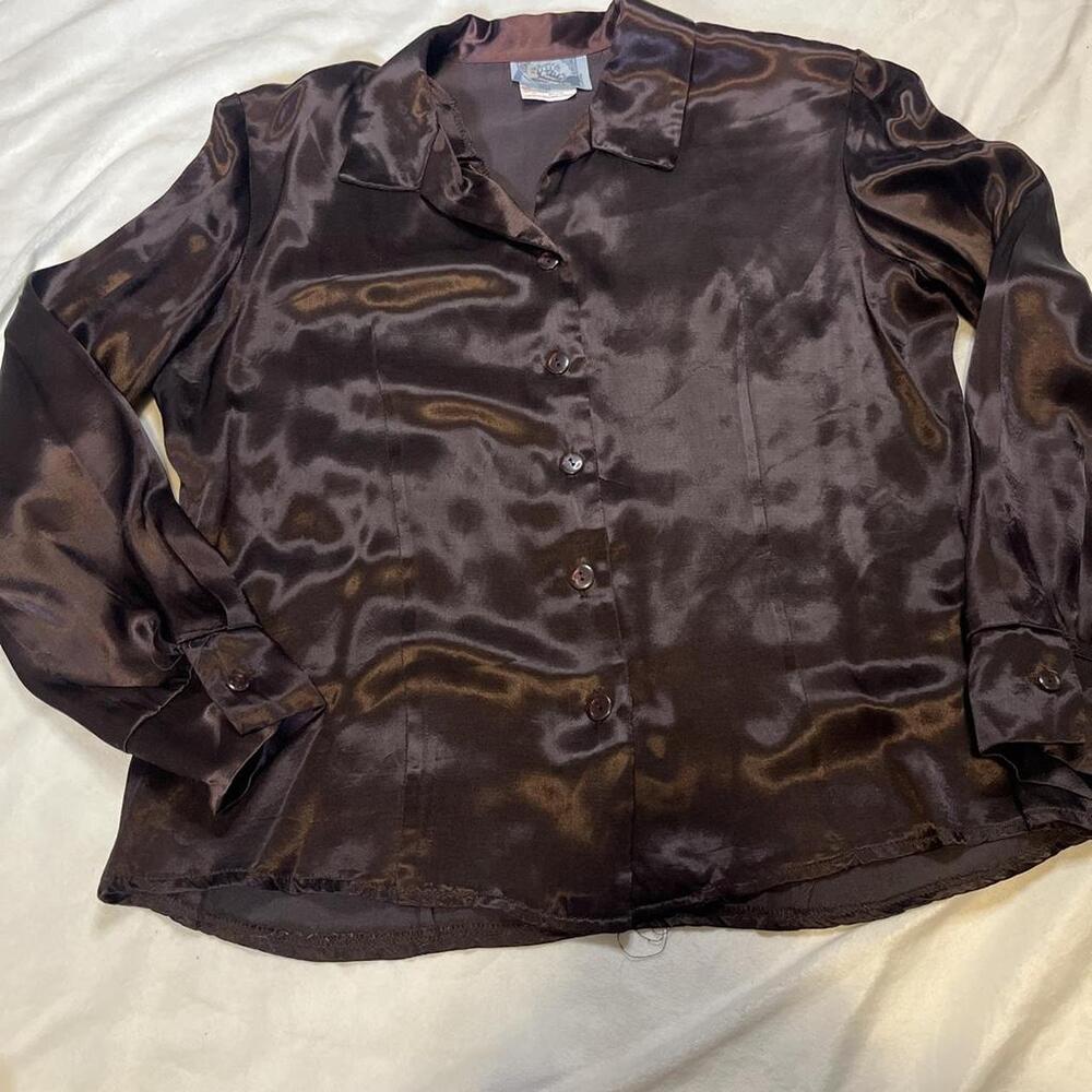 VINTAGE EVIDENCE SATIN BLOUSE